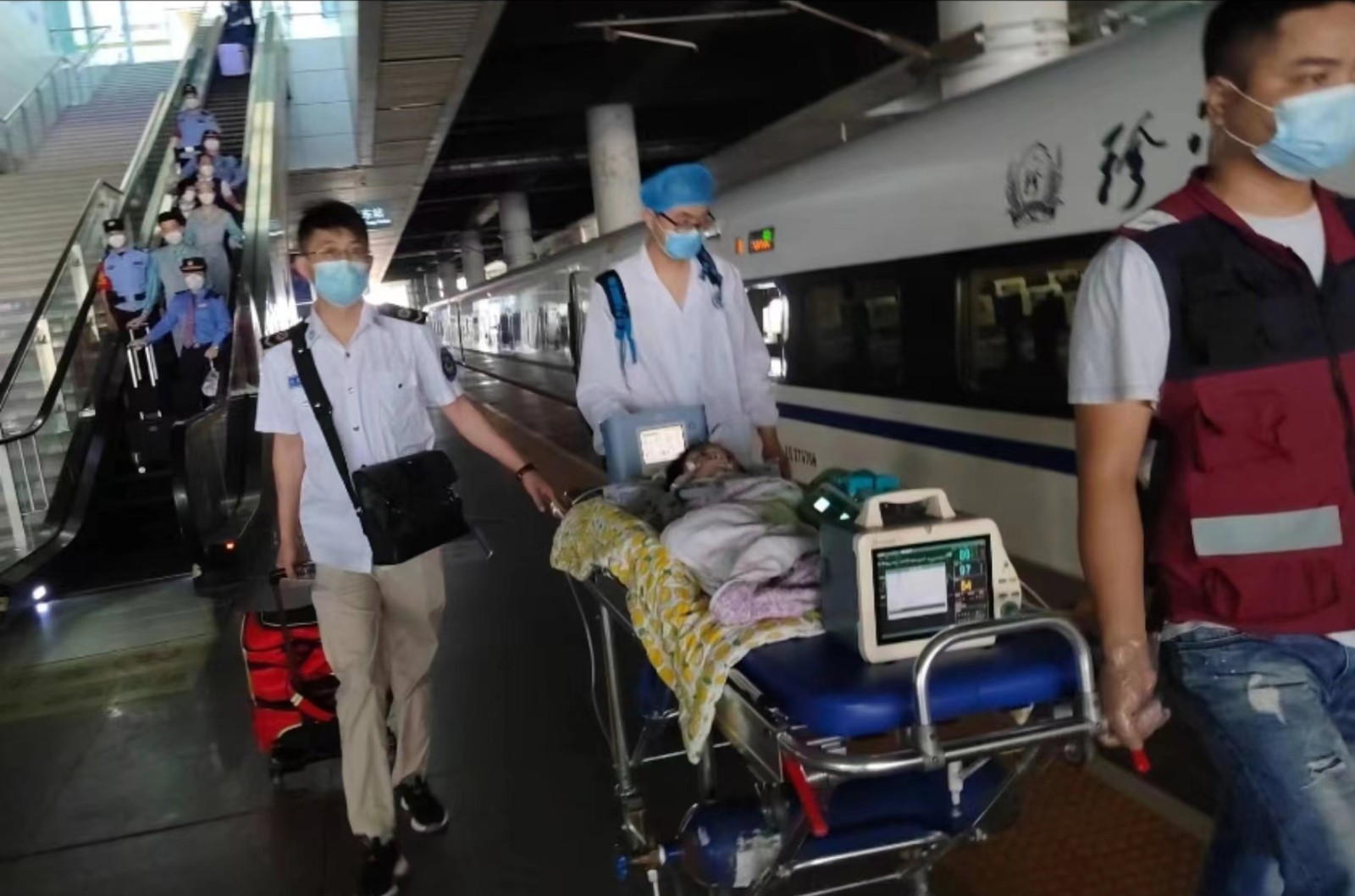 莒南县高铁转运公司